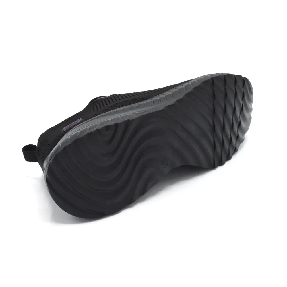 Skechers Face Off- Ladies Wide Fit Casual Trainer - 2E Fitting - Black